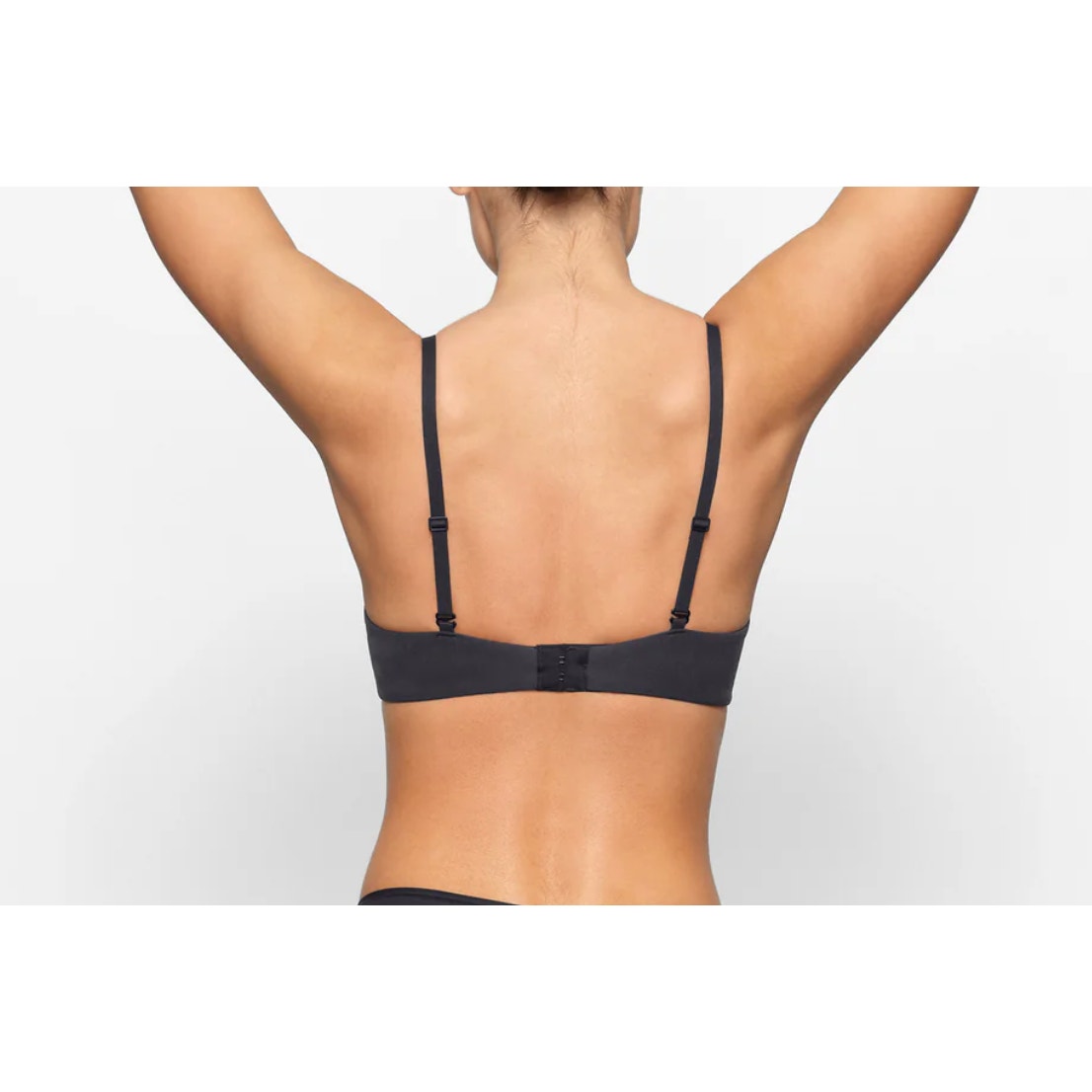 Skims NWT Seamless Onyx Fits Everybody T-Shirt Demi Bra 36DDD