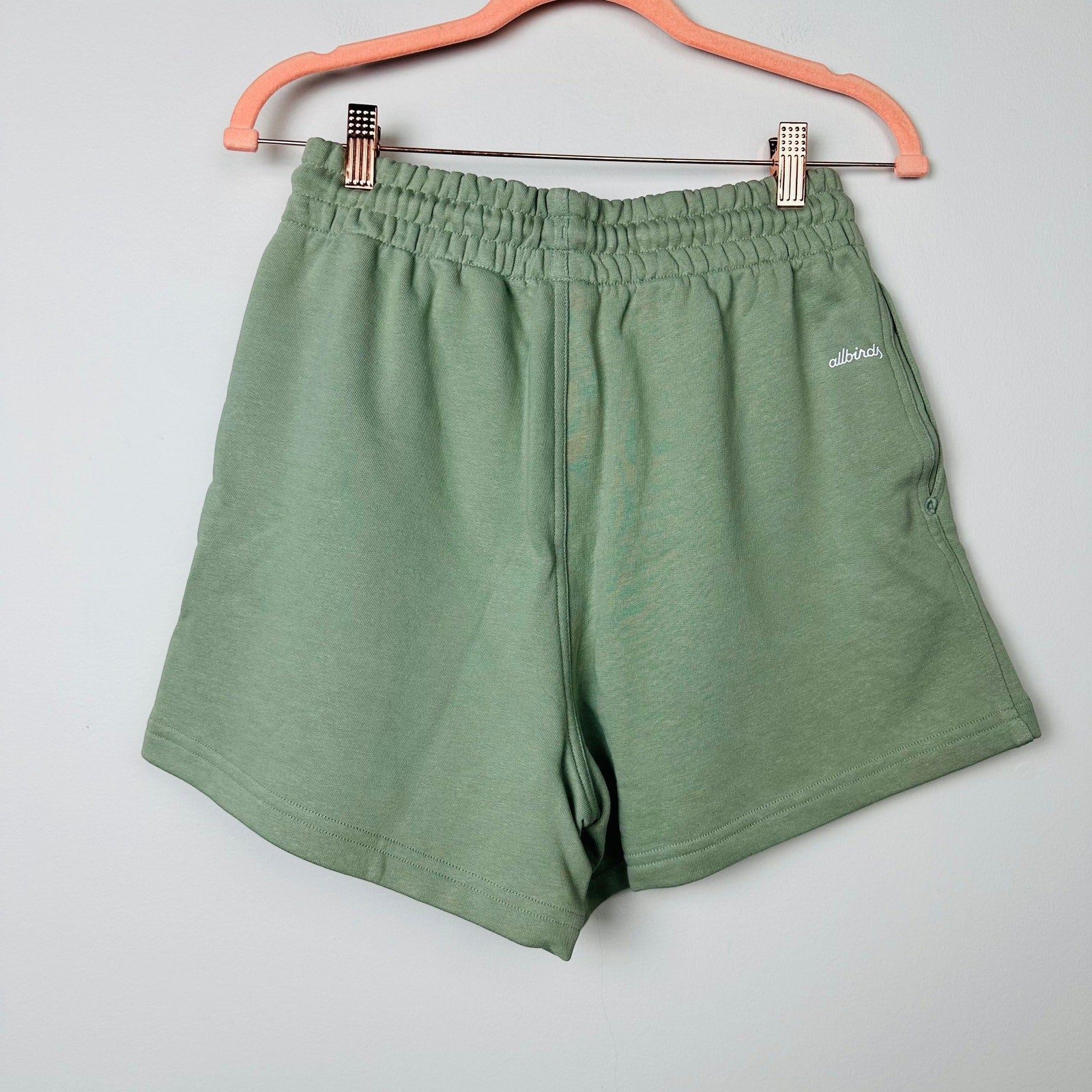 Allbirds NWT R&R Hazy Pine Green Sweat Shorts Drawstring Size Medium