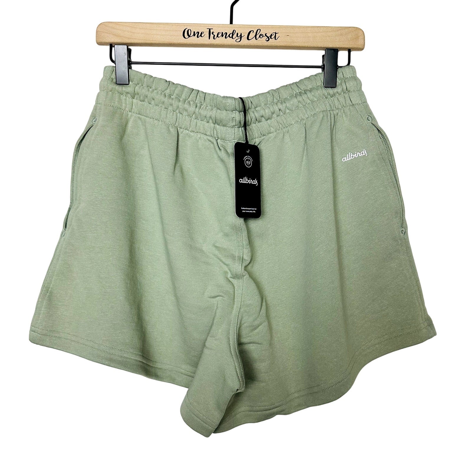 Allbirds NWT Hazy Pine R&R Sweat Short Drawstring Waist Size Large