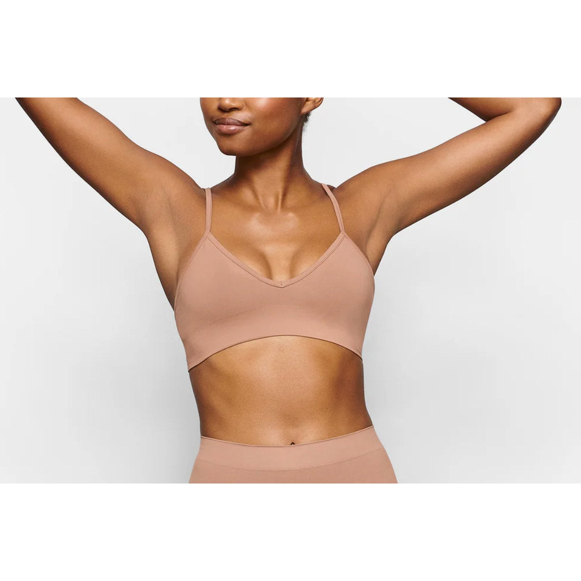 Skims NWT Soft Smoothing Seamless Bralette Bra Sienna Size Medium