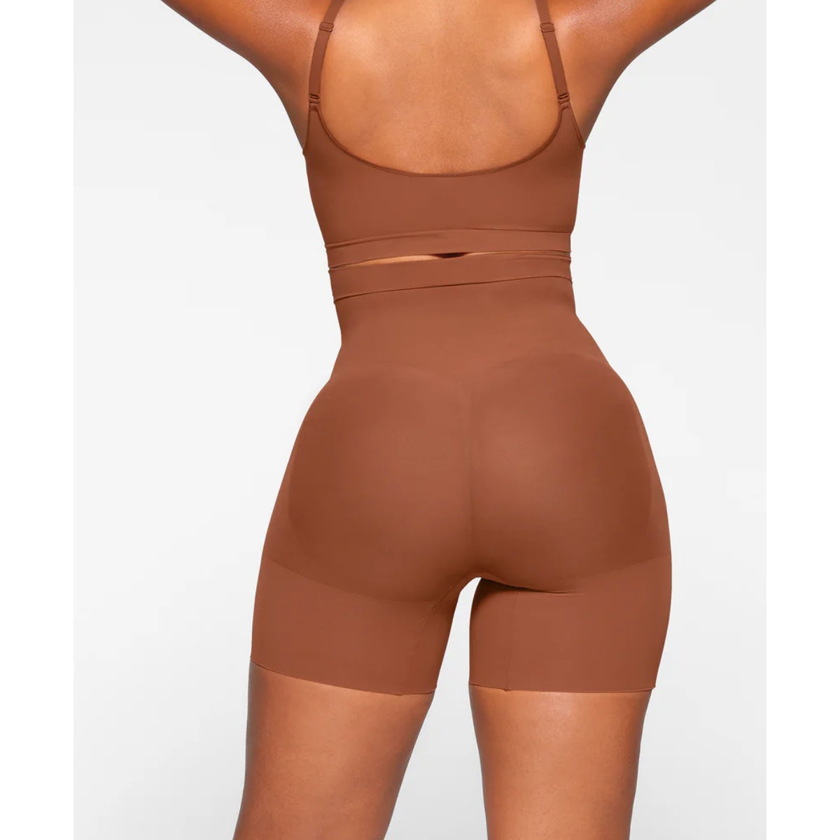 Skims NWT Bronze Everyday Sculpt Short High waisted Shapewear Size Medium