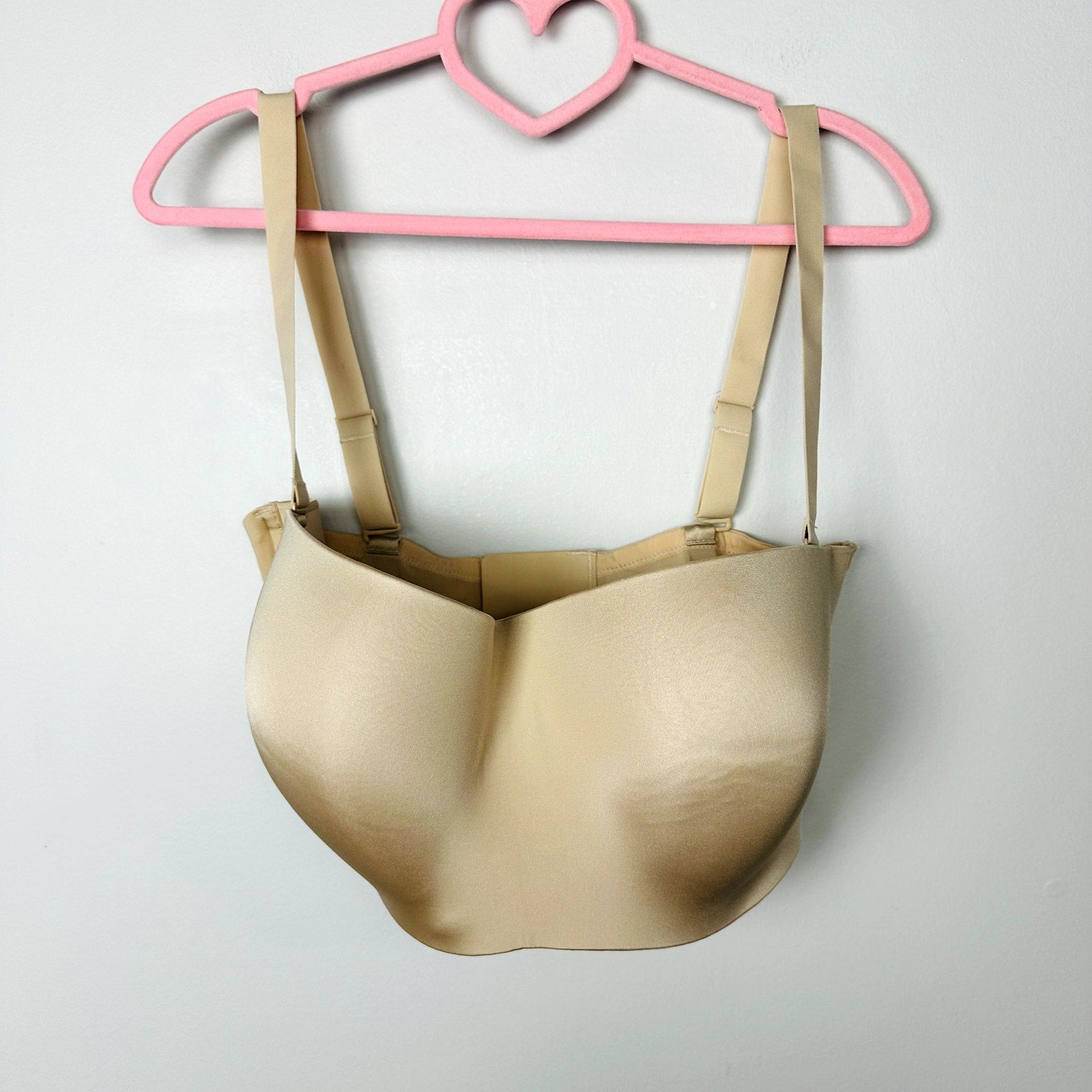 Skims NWT Sand Seamless Body Strapless Bandeau Bra 40DD