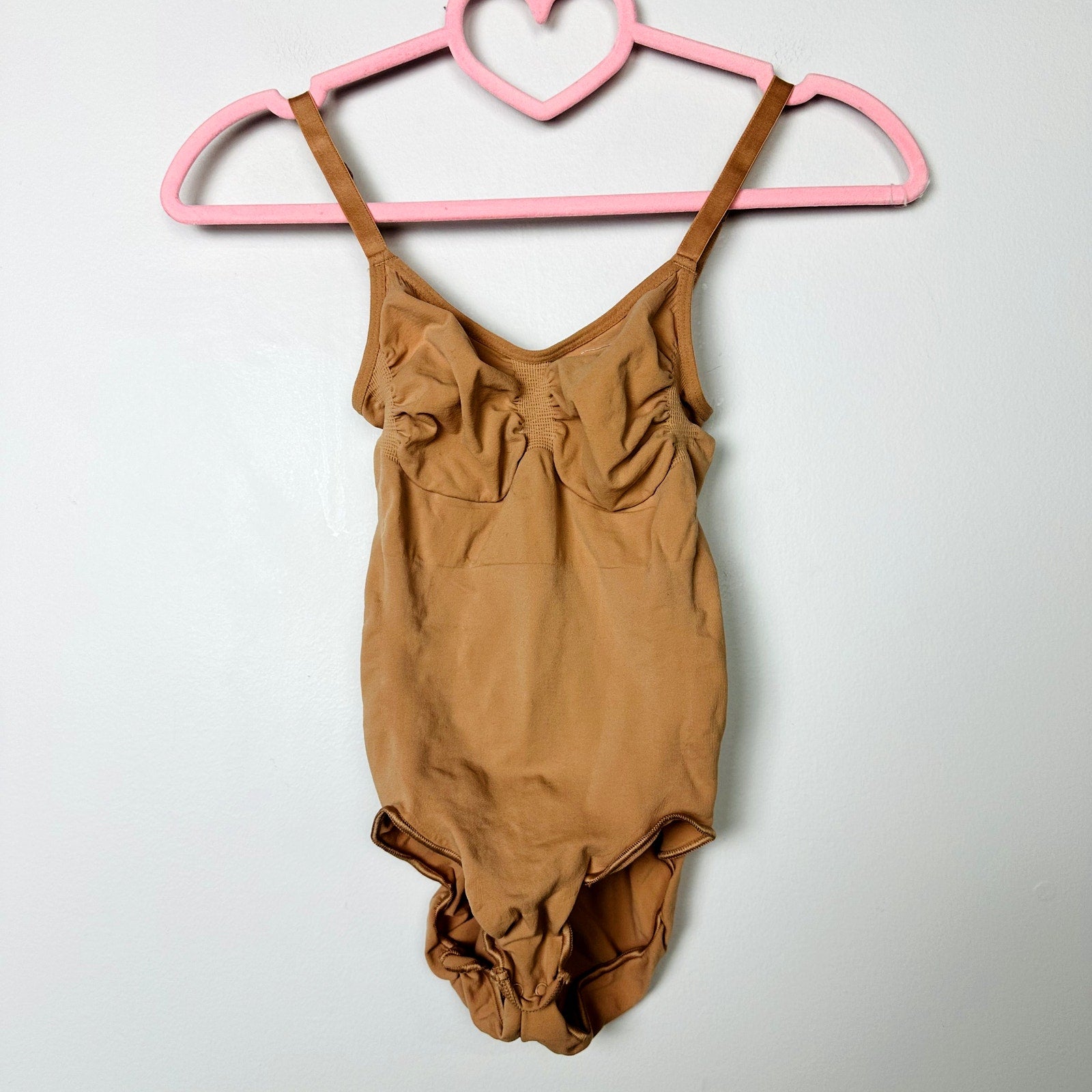 Skims NWOT Everyday Seamless Sculpting Brief Bodysuit in Ochre Size S/M