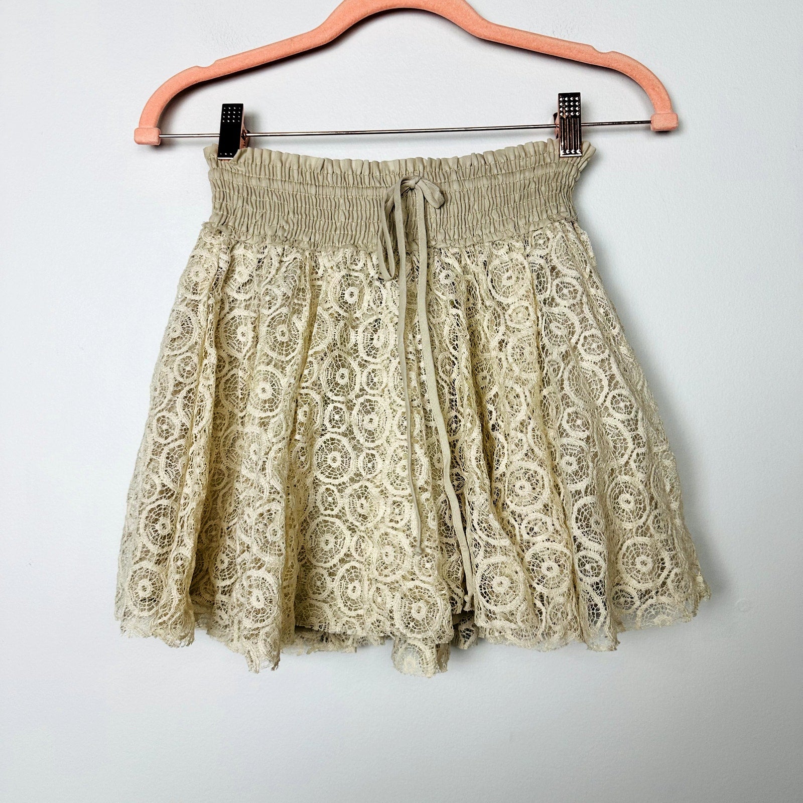 Free People Cream Lace Elastic Waist with Tie Mini Skirt Size XS