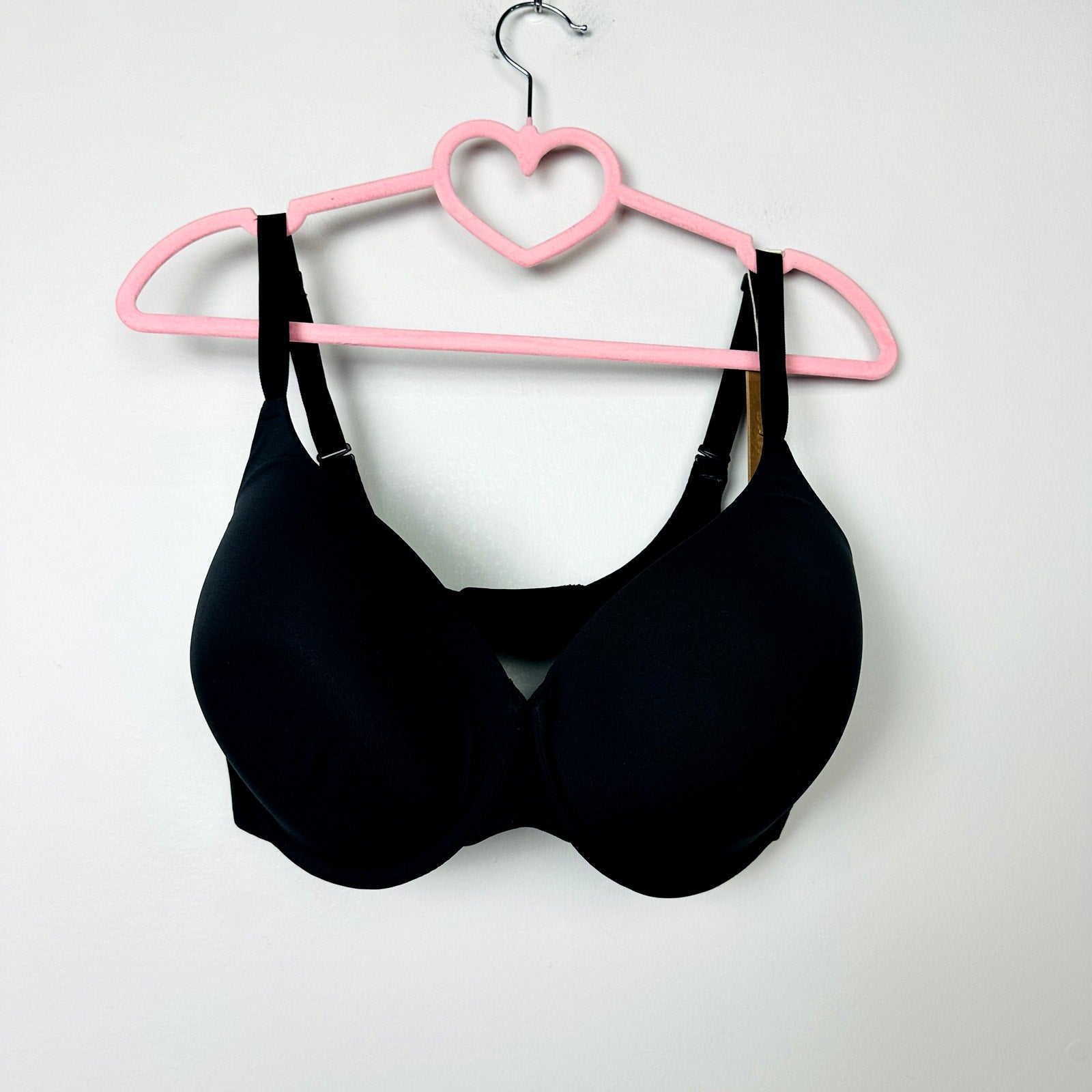 Skims NWT Seamless Onyx Fits Everybody T-Shirt Demi Bra 36DDD