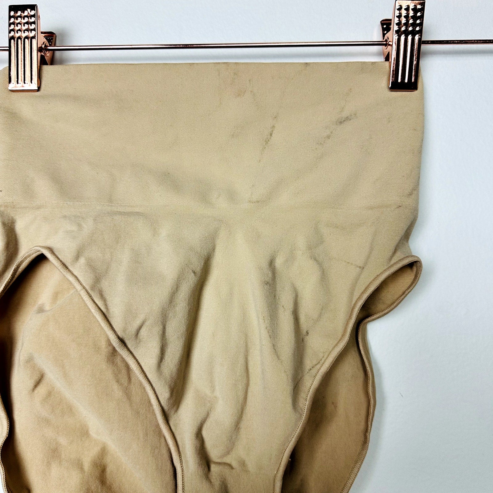 Skims NWOT Seamless Sculpt Mid Waist Brief in Desert Beige Shapewear Size L/XL